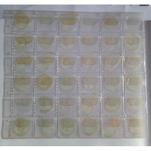 6.Лист для монет  205х230мм на 36 ячеек (32х32 мм)   Б\У