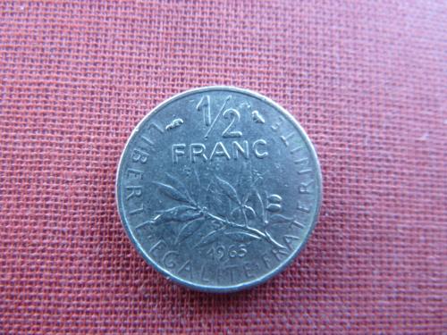 Франция 1/2 франка 1965г.