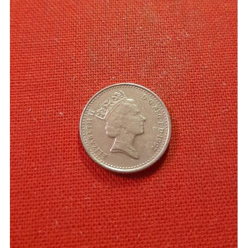 Великобритания 5 пенсов 1997г. Елизавета II