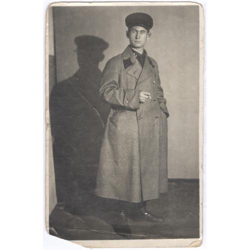 Фото военный 1938 Форма Фуражка Шинель Петлицы Сапоги Папироса Табак Курение