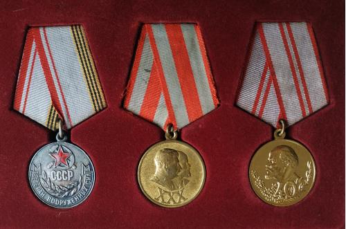 Медаль 30 и 40 Лет Вооруженных сил СССР Ветеран ВС СССР Ленин Сталин Пропаганда