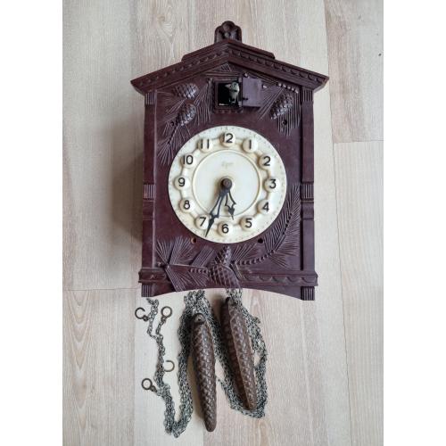 Настенные часы с кукушкой Маяк СССР экспортный вариант не рабочие  Винтаж Wall clock Majak USSR 