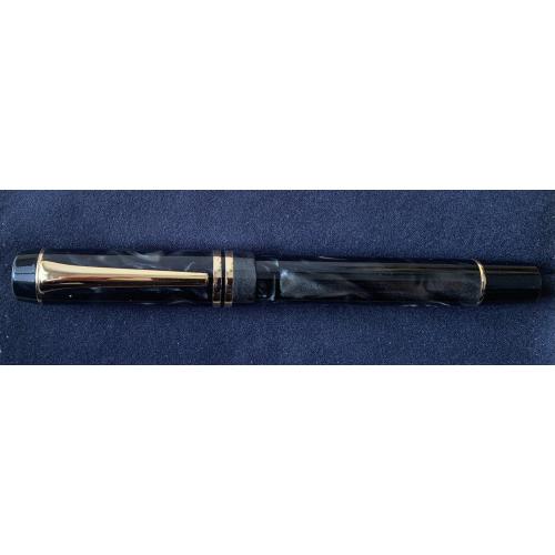 Перова ручка Kaigelu-316  - повна копія Parker Duofold 