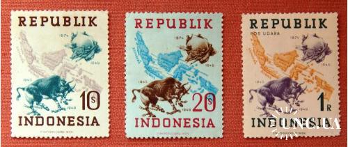 Серія " 75р. Всесвітньої поштової спілки ". 1949р. Республіка Індонезія.