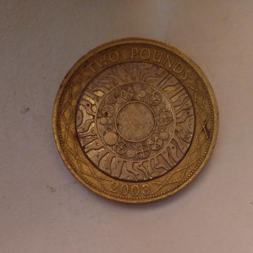 Монета 2 фунта TWO POUNDS (2003) Великобритания