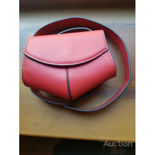 Сумочка на поясе