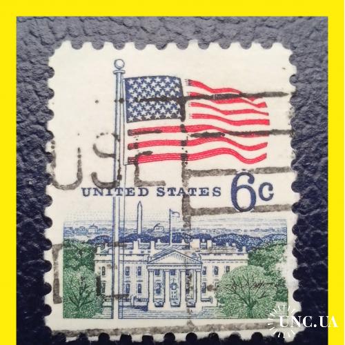 Почтовая  марка  США   «Flag  over  White  House»  (1968 г.).