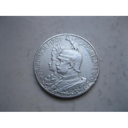 Пруссия.2 Марки 1901 г. 200 Лет Династии Гогенцолернов.