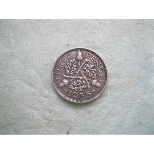 Великобритания. 3 пенса 1935 г. Георг V. Серебро 500 .Оригинал.Состояние!!!(2).