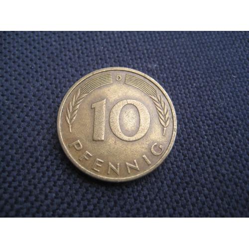 Монета 10 пфенігів пфеннигов 1972 D (Мюнхен) Німеччина Германия d-21,5мм. Сталь/латунь Оригінал