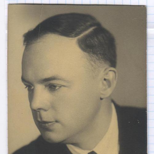 Фото. Портрет молодого мужчины №2. 1935. РДЧ