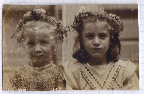 Старинное фото №102. Дети. Девочки в веночках.  1906-07 г. рдч  