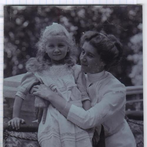 Старинное фото №104.  Кудрявая девочка. около 1910 г. рдч  