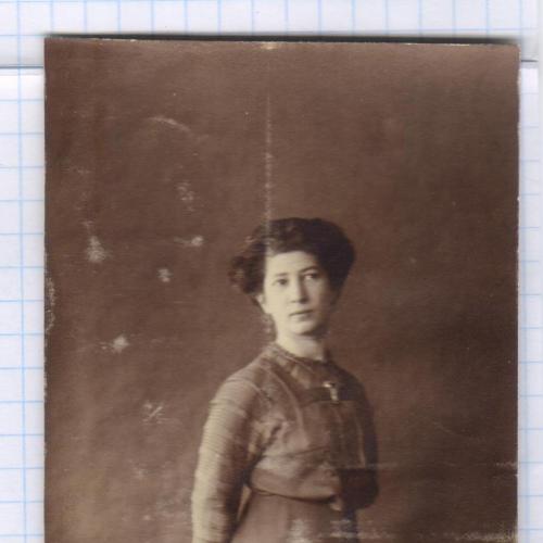 Старинное фото №111. Девушка. 1910-е. рдч  