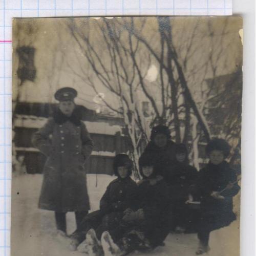 Старинное фото №189. Дети. Гимназист в униформе. Зима. ок.1910 г. рдч  