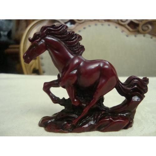 Статуэтка Лошадка Лошадь Конь Полимер Германия