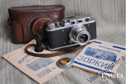 Фотоаппарат Зоркий, №31061, Индустар-22 КМЗ ,  фильтр ФЭД, инструкция, паспорт.