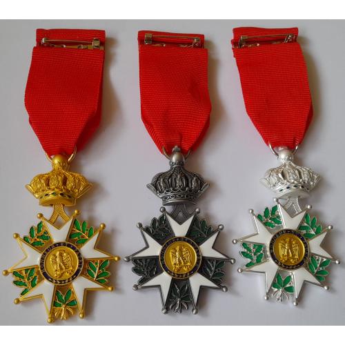 Медалі "Високих лицарів Почесного легіону імператора Франції Наполеона". Копії