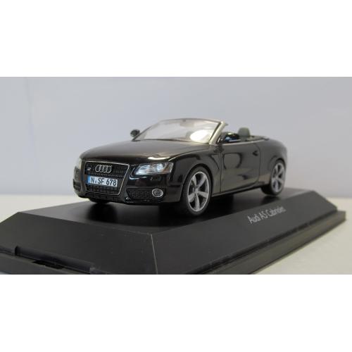 Audi A5 Cabriolet 8F7, Schuco. 1:43 коробка и бокс. Ауди А5 Кабриолет