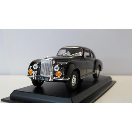 Bentlly R-Type, Amercom. 1:43 открытый блистер