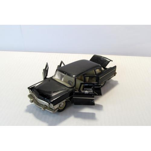  Чайка ГАЗ 13 A15 made in USSR сделано в СССР. 1:43 Тантал/Радон.