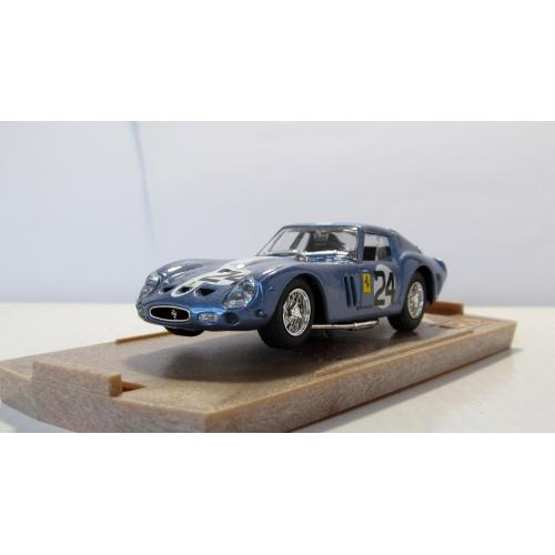 Ferrari GTO 12h di Sebring 1962, Model Box.1:43 коробка и бокс. made in Italy. Феррари 1962