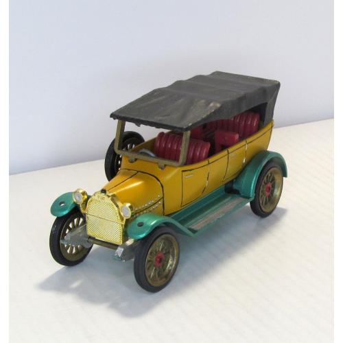 Fiat 1911, Gama 991. made in Western Germany 1:45. Поврежденная!