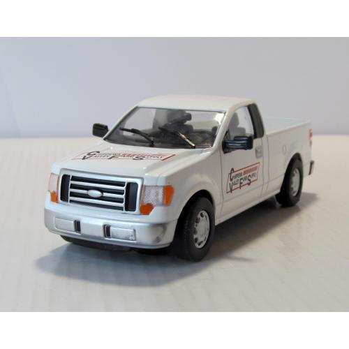 Ford F-150 1993, Menards Gold Line Collection. 1:43 бокс и коробка. Limited Edition. Форд F-150 1993