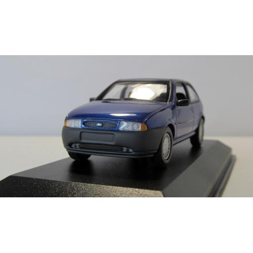 Ford Fiesta 1995, Maxichamps. 1:43 коробка и бокс. Форд Фиеста 1995