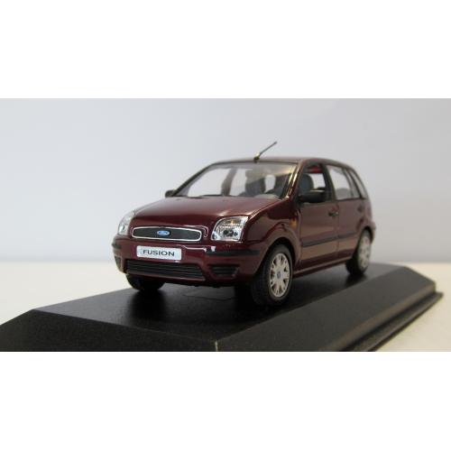 Ford Fusion 2007, Minichamps. 1:43 коробка и бокс. Форд Фьюжн 2007