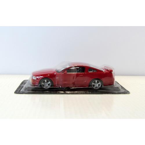 Ford Mustang GT DeAgostin. 1:43 запечатанный блистер