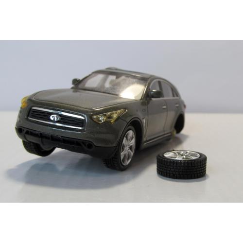 Infiniti FX50S NEO Models 1:43 LE300 штук. Поврежденная! На запчасти!