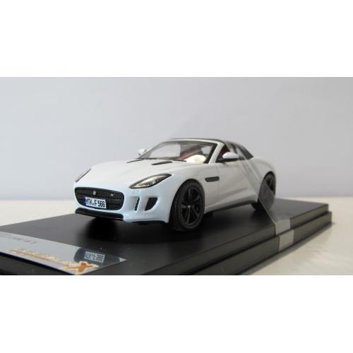 Jaguar F-TYPE V8 S 2013 With Soft Top Premium X Models. 1:43 коробка и бокс Ягуар F-Type 2013
