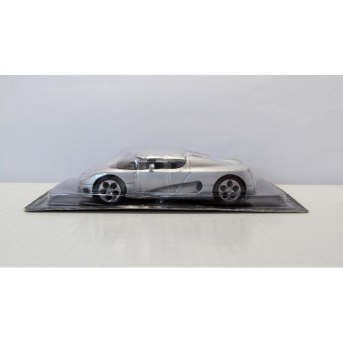 Koenigsegg CC 8S Суперкары №31, Deagostini. 1:43 запечатанный блистер