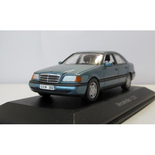 Mercedes-Benz C-Class C220 W202, Minichamps. 1:43 Бокс. Мерседес-Бенц С класс