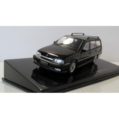 Opel Omega A2 Caravan CD 1990, IXO Models. 1:43 коробка и бокс. Опель Омега 1990
