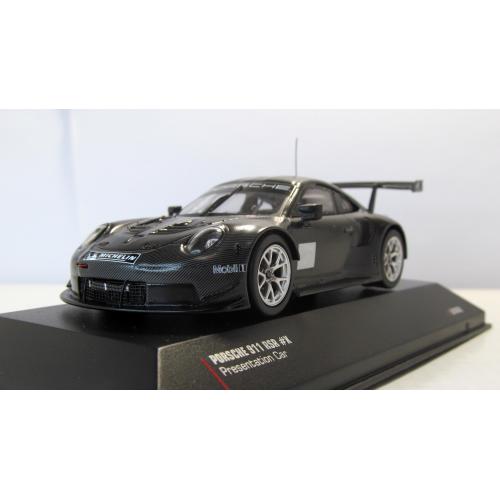 Porsche 911 RSR Presentation Car 2017-2018, IXO Models. 1:43 коробка и бокс. Порше 911 2017