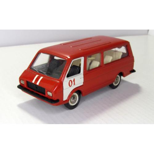 Раф 2203 A18 штабной пожарная 01 сделано в СССР 1:43