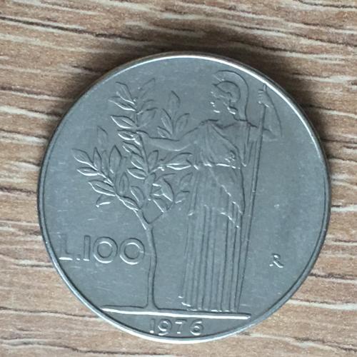 Монета Италия 100 лир 1976 г