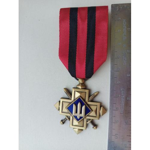 Почесний нагрудний знак Головнокомандувача Збройних Сил України «Золотий хрест»