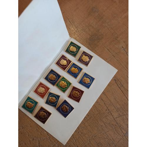 Значки. Чемпионы мира по шахматам (13 штук)