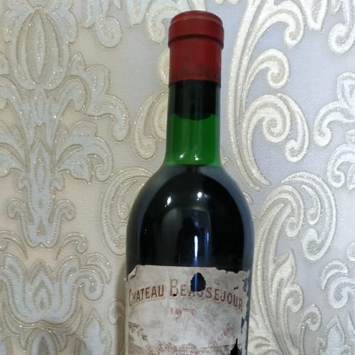 Вино CHATEAU BEAUSEJOUR 1971г.Привезено с Франции,хранилось в винном погребе старого дома в Париже