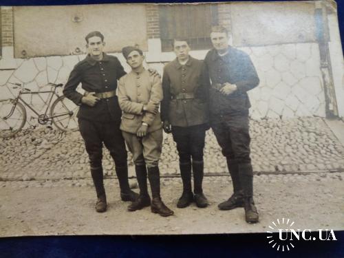 Франция фото на открытке  Первая мировая война. Солдаты - три англичанина и француз