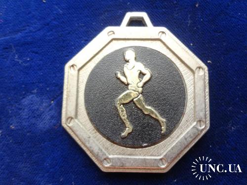 ФРАНЦИЯ  подвеска на брелок "Бег" Бегун