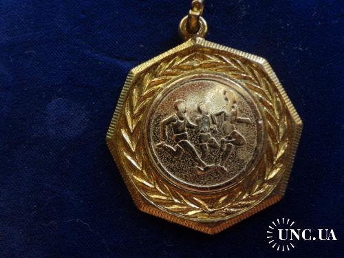 ФРАНЦИЯ  спортивная медаль "Бегуны" бег