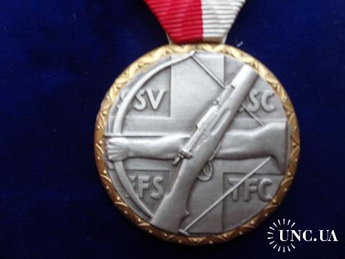 Швейцария стрелковая медаль 1957 конфедеративный турнир. Лук и винтовка