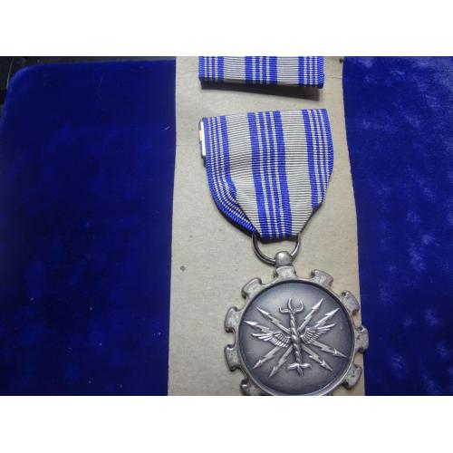  США медаль "За достижения в ВВС" 1980 ''Air Force Achievement Medal''