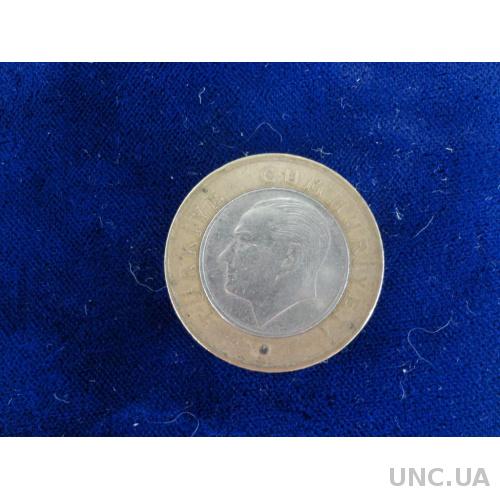 Турция 1 лира 2011  Мустафа́ Кема́ль Ататюрк