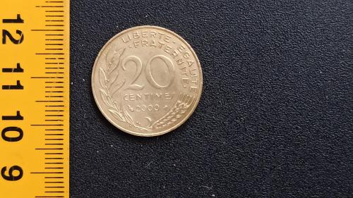 ​Франція 20 сантимів 2000 рік. Алюміній-Бронза, 4g, ø 23.5mm