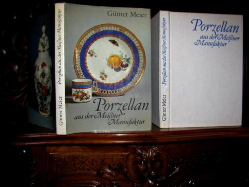 ФАРФОР МЕЙСЕНСКОЙ МАНУФАКТУРЫ. Берлин,1982г. Роскошный альбом с клеймами (марками) фарфора! ART-BOOK